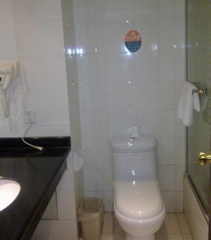 Green Tree Inn Gaoyou Tonghu Road Beihai Express Hotel Yangzhou Exteriör bild